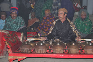 Musicians at Pura Luhur Poten temple at Yadnya Kasada festival