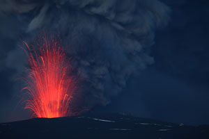 Eyjafjallajökull volcano strombolian eruption