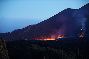Flowfield at dusk, Fogo volcano