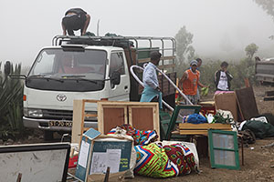 Evacuation of Portela using lorries