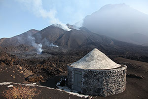 Farmers hut overlooking 2014 eruptive fissure, Fogo Volcano