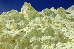 Kawah Ijen volcano, solfatara. Yellow sulfur deposits