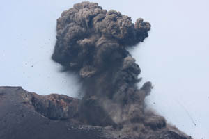 Anak Krakatau Eruption 2008 Ash Cloud Lava Bombs