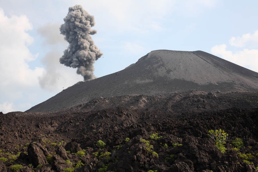Indonesia Volcano Krakatau Foto Bugil Bokep 2017