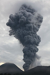 Sustained ash eruption from Lokon-Empung volcano, Kawah Tompaluan crater, 6th December 2012