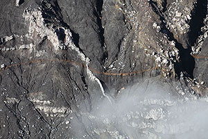 Dyke intrusion in crater wall at base of Lokon, Lokon-Empung Volcano