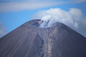 Summit crater of Momotombo volcano degassing between eruptions