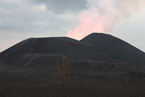 Nyamuragira Volcano eruption 2011 / 2012 - secondary eruption site