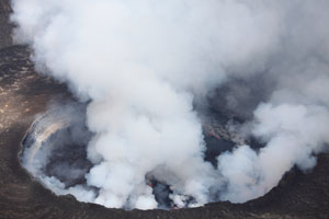 Nyiragongo volcano, lava lake degassing