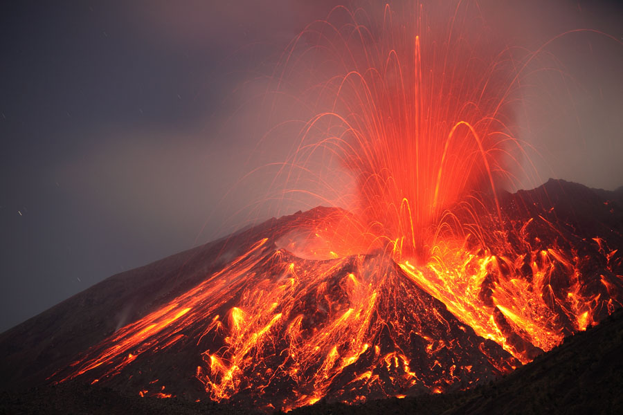 Sakurajima Volcano, Vulcanian Eruption, 2010
