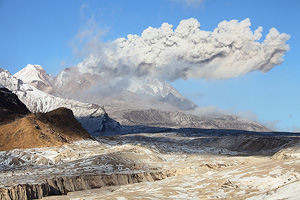 Ash cloud extending from lava dome of Shiveluch volcano 